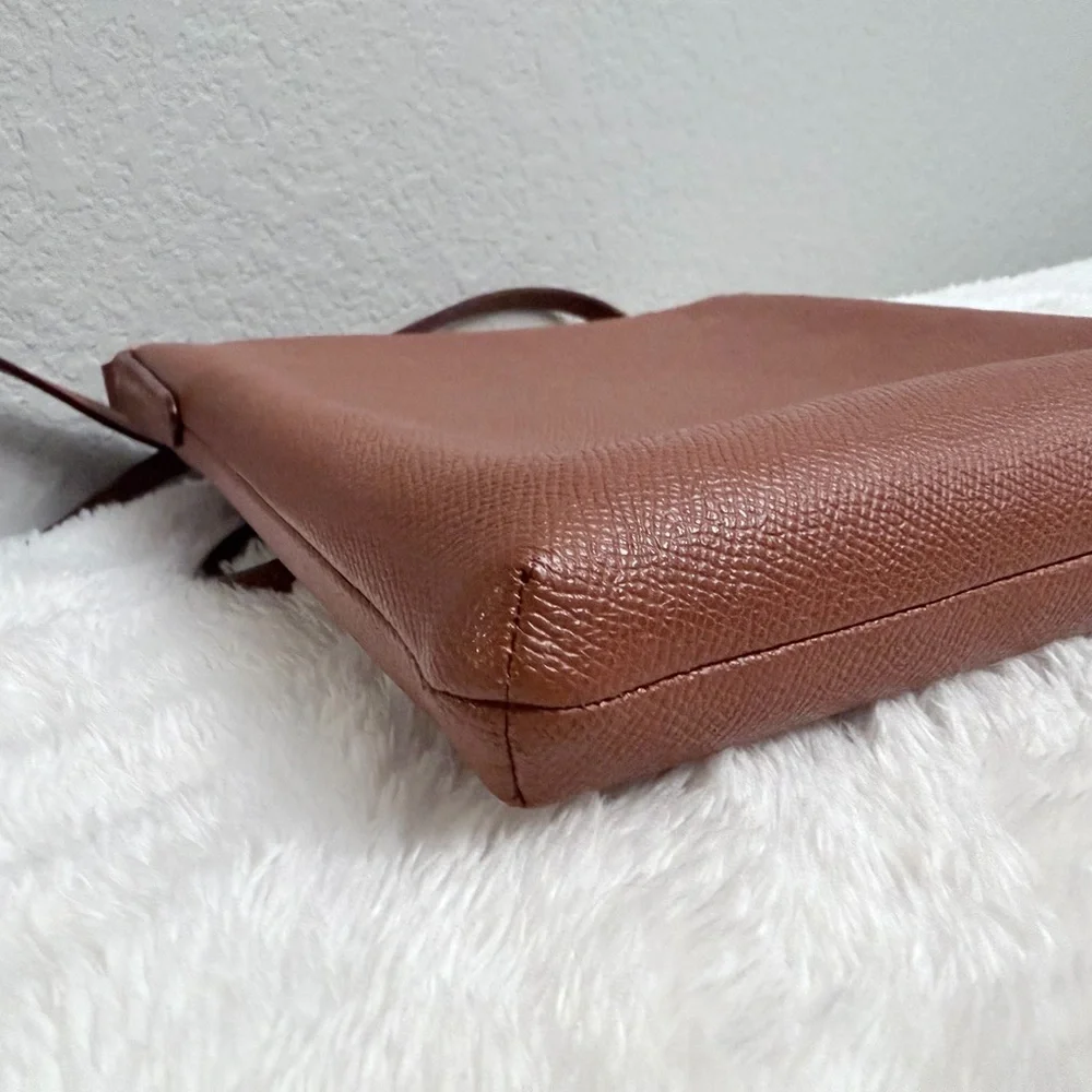 Coach Tan Leather Crossbody Bag with Gold Hardware - Picture 3 of 8